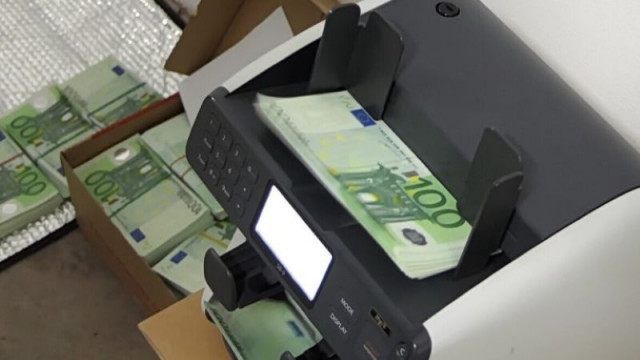 Заради увеличения брой на желаещите да обменят банкноти и монети